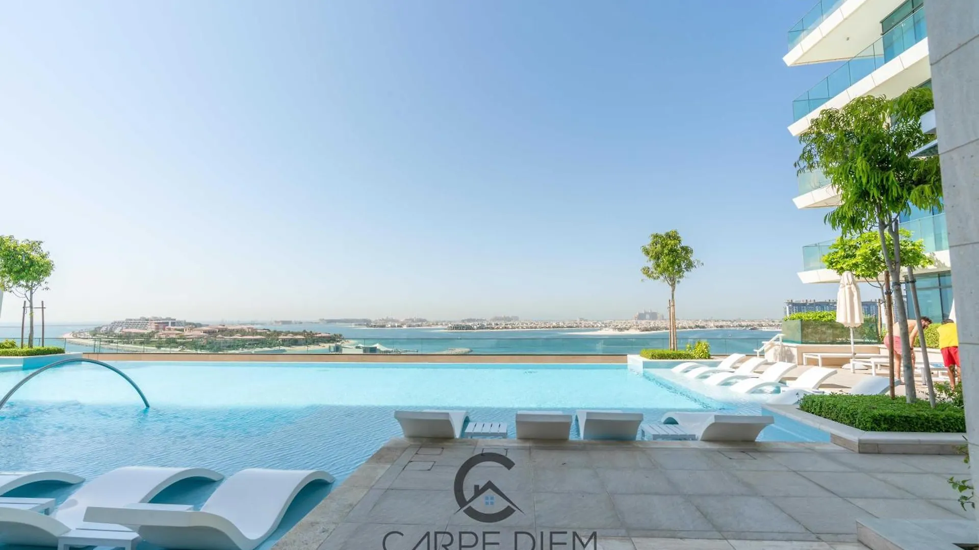 Beach Vista 2 - Beachfront Stunning - Full Sea Views Dubai Apartment