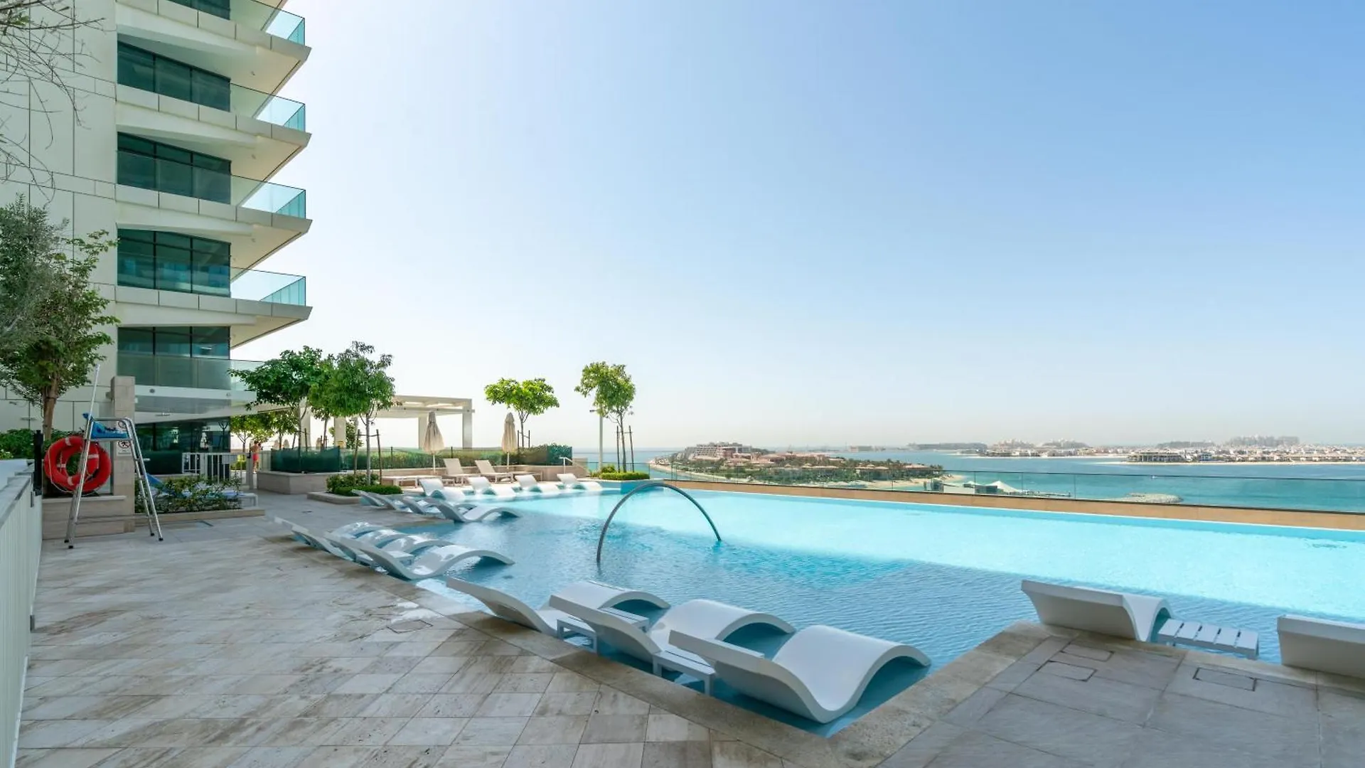 Beach Vista 2 - Beachfront Stunning - Full Sea Views Dubai 0*,