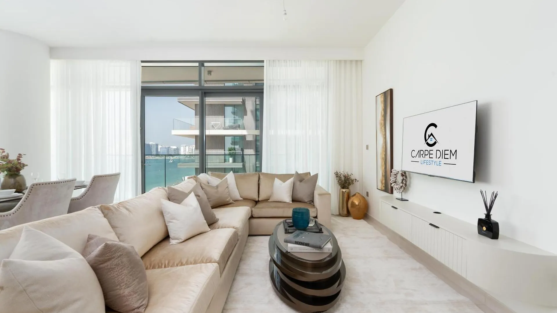 Beach Vista 2 - Beachfront Stunning - Full Sea Views Dubai