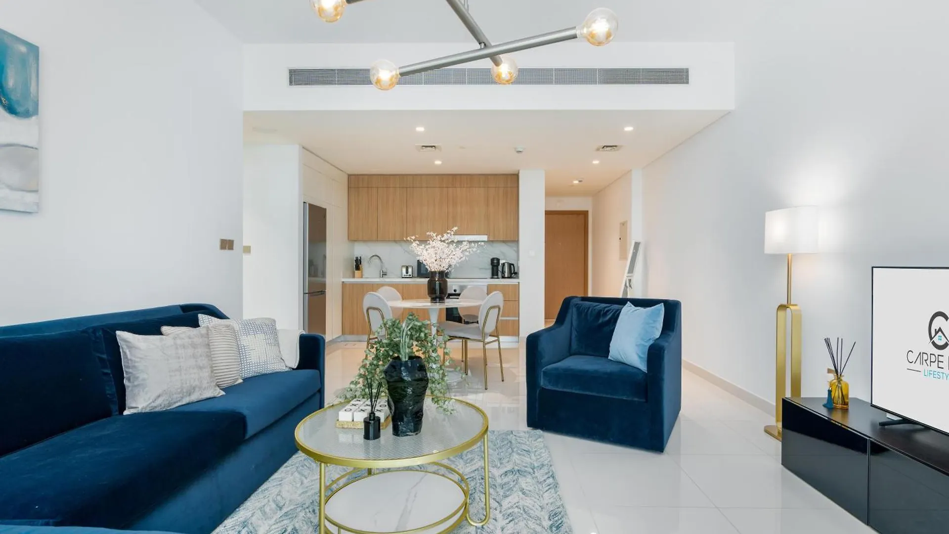Beach Vista 2 - Beachfront Stunning - Full Sea Views Dubai Apartment