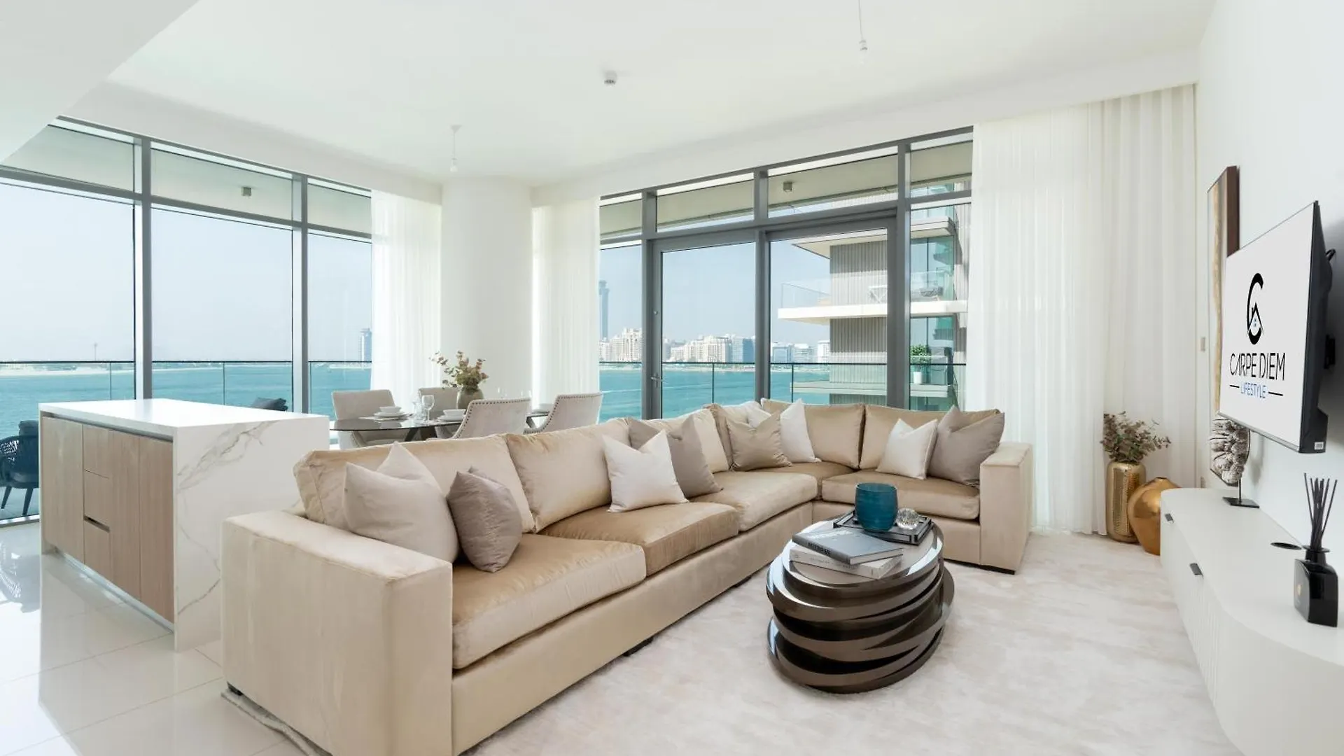 Beach Vista 2 - Beachfront Stunning - Full Sea Views Dubai Apartment