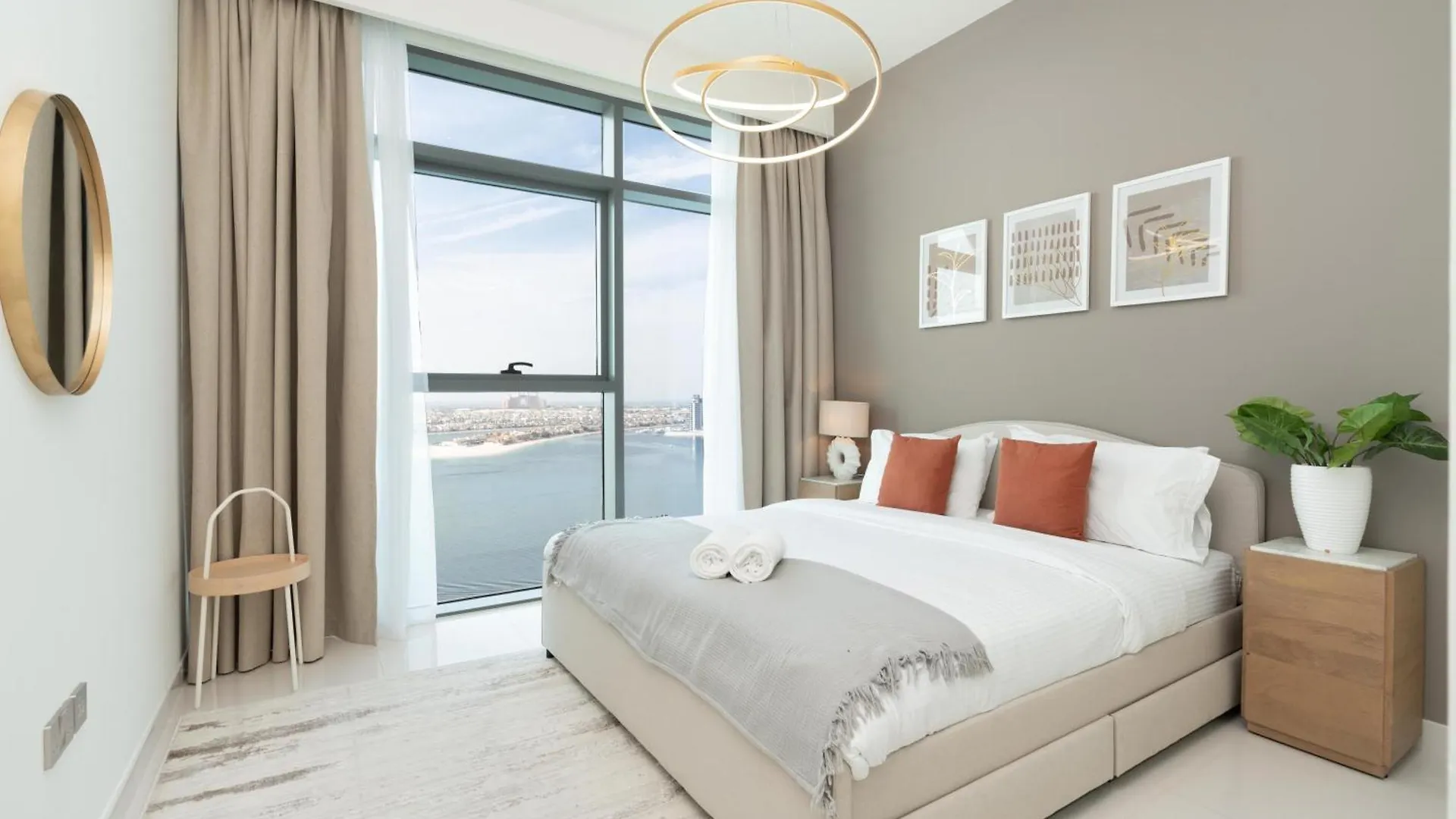 Beach Vista 2 - Beachfront Stunning - Full Sea Views Dubai